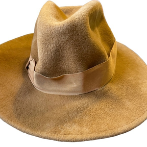 Makins felt hat.  Men’s‎  Imported fabric from Italy